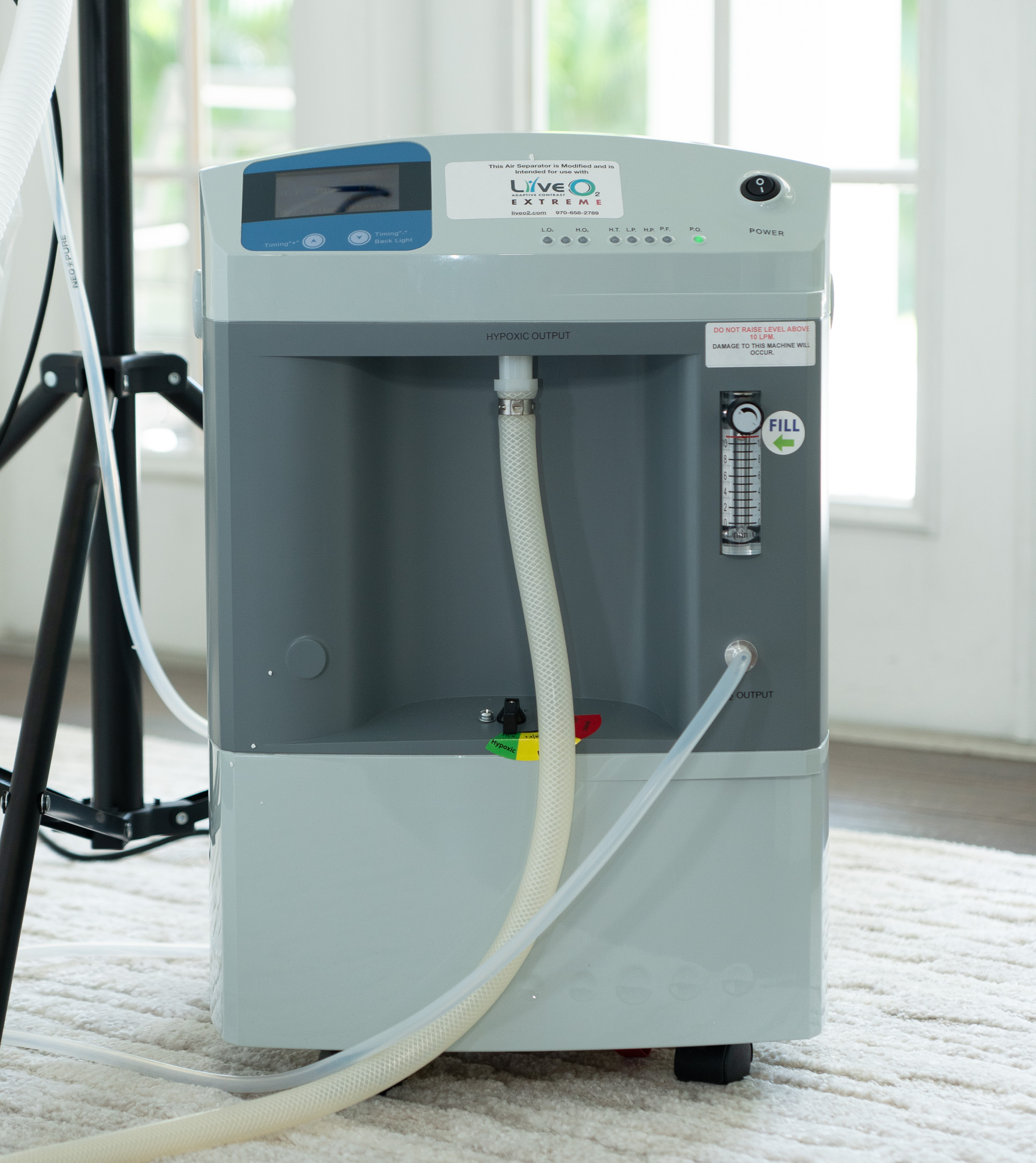 LiveO2 Adaptive Contrast Air Separator